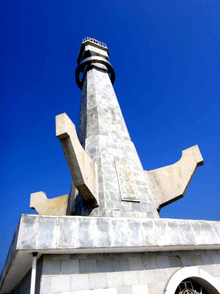 Anchor at the Barrage