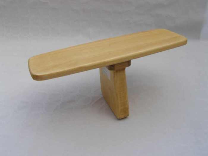 Single Leg Meditation Stool