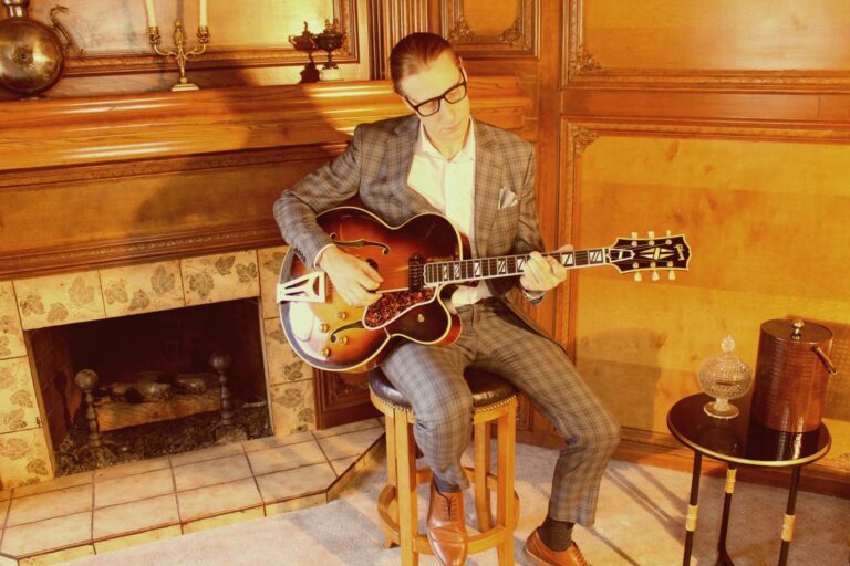 735: Casey Mahoney, part 1: A Jazz Musician Lowering His Impact to 3 Tons CO2/Year in L.A.