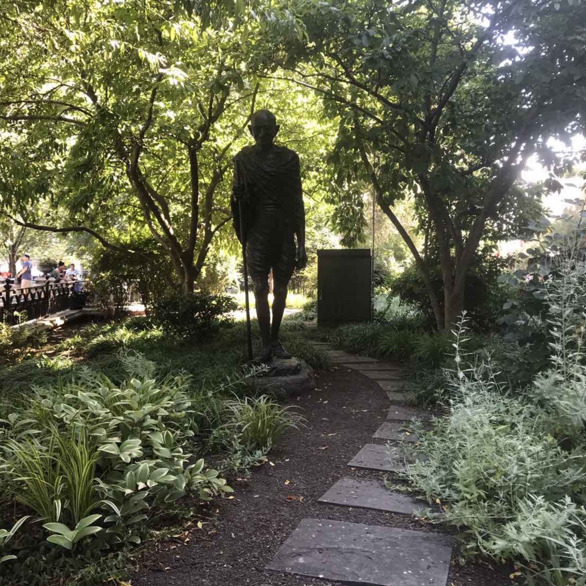 I love simple things, like this Gandhi statue