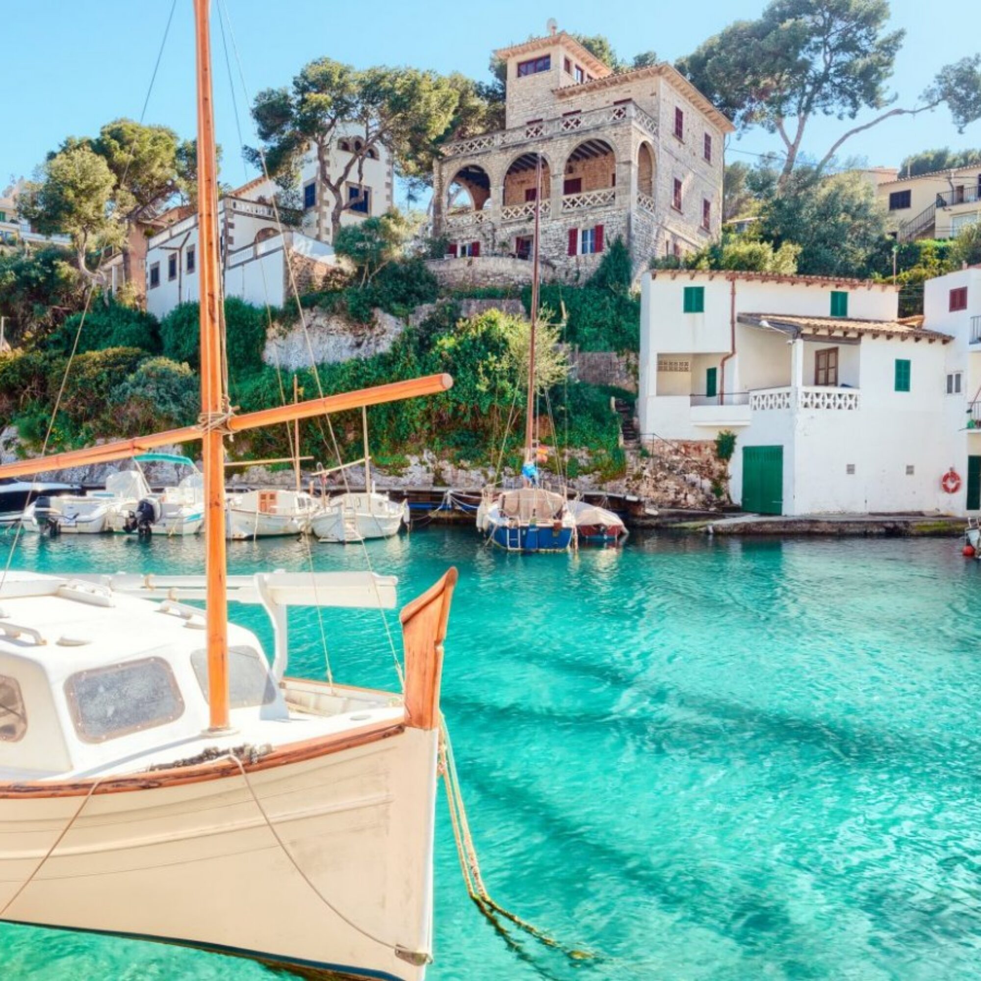 This Travel Writer Who Doesn’t Fly Will Demolish Your Beliefs About Adventure